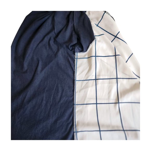 Pre-loved Tommy Hilfiger Blue/White Sheer Front Square Pattern T-shirt. Size XXL - Picture 10 of 16
